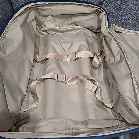 Tumi Rolling Duffel Bag Blue 21" Travel Luggage Suitcase Carry On Nylon‎ Wheels - Picture 16 of 16